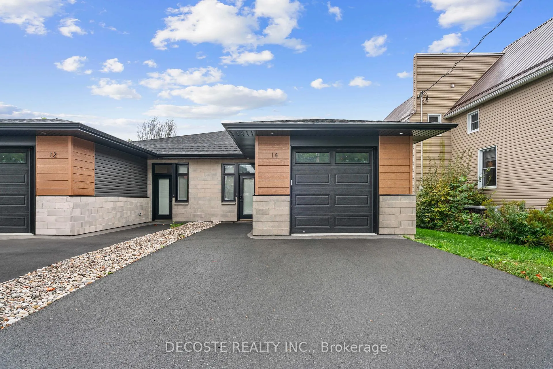 Photo 36 of 14 Elgin Street W, North Glengarry, Alexandria — HOMEH