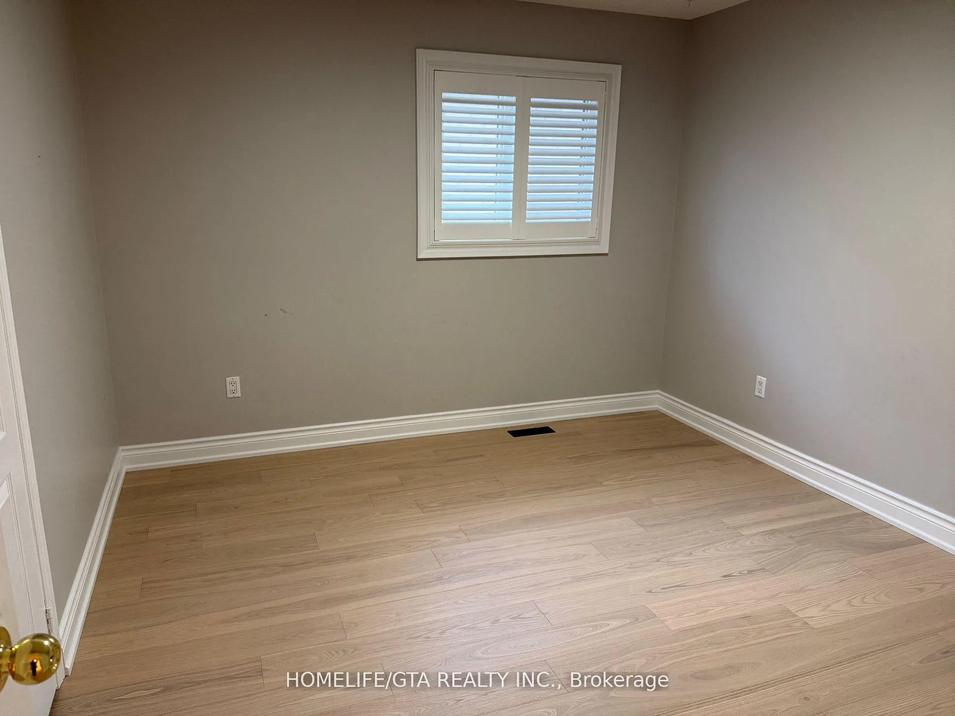 Photo 19 of 32 Gatehead Road, Vaughan, Maple — HOMEH