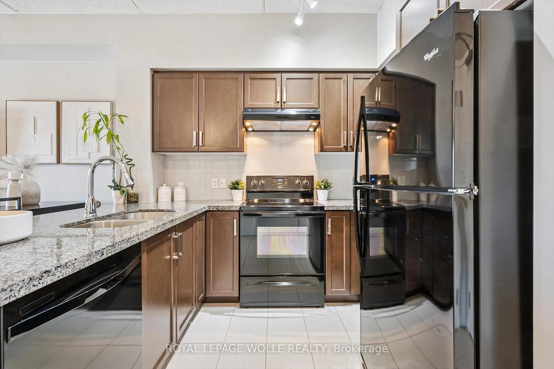 Photo 13 of Unit 333, 1077 Gordon Street, Guelph, Kortright West — HOMEH