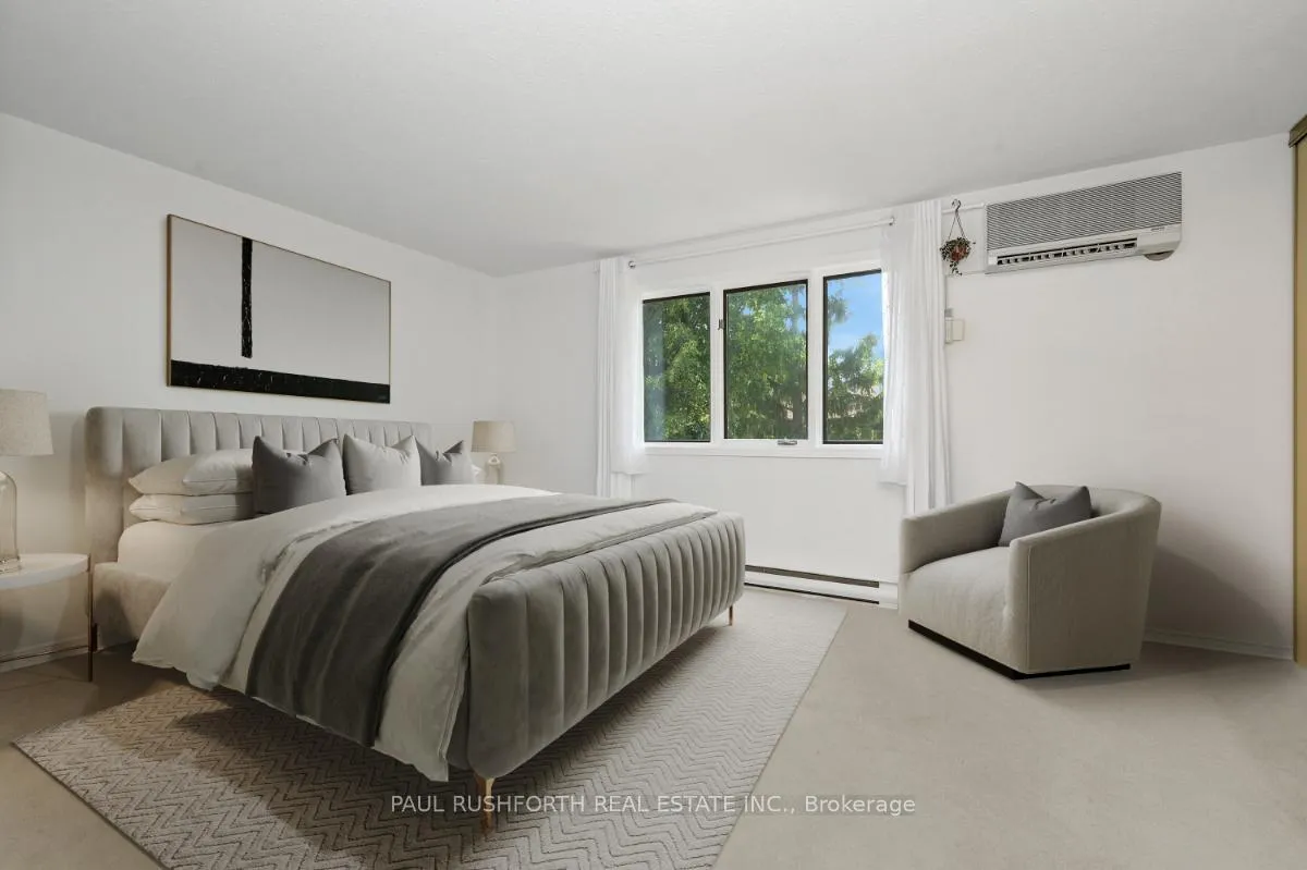 Photo 14 of 16 Oakley Avenue, Ottawa, Bayshore — HOMEH