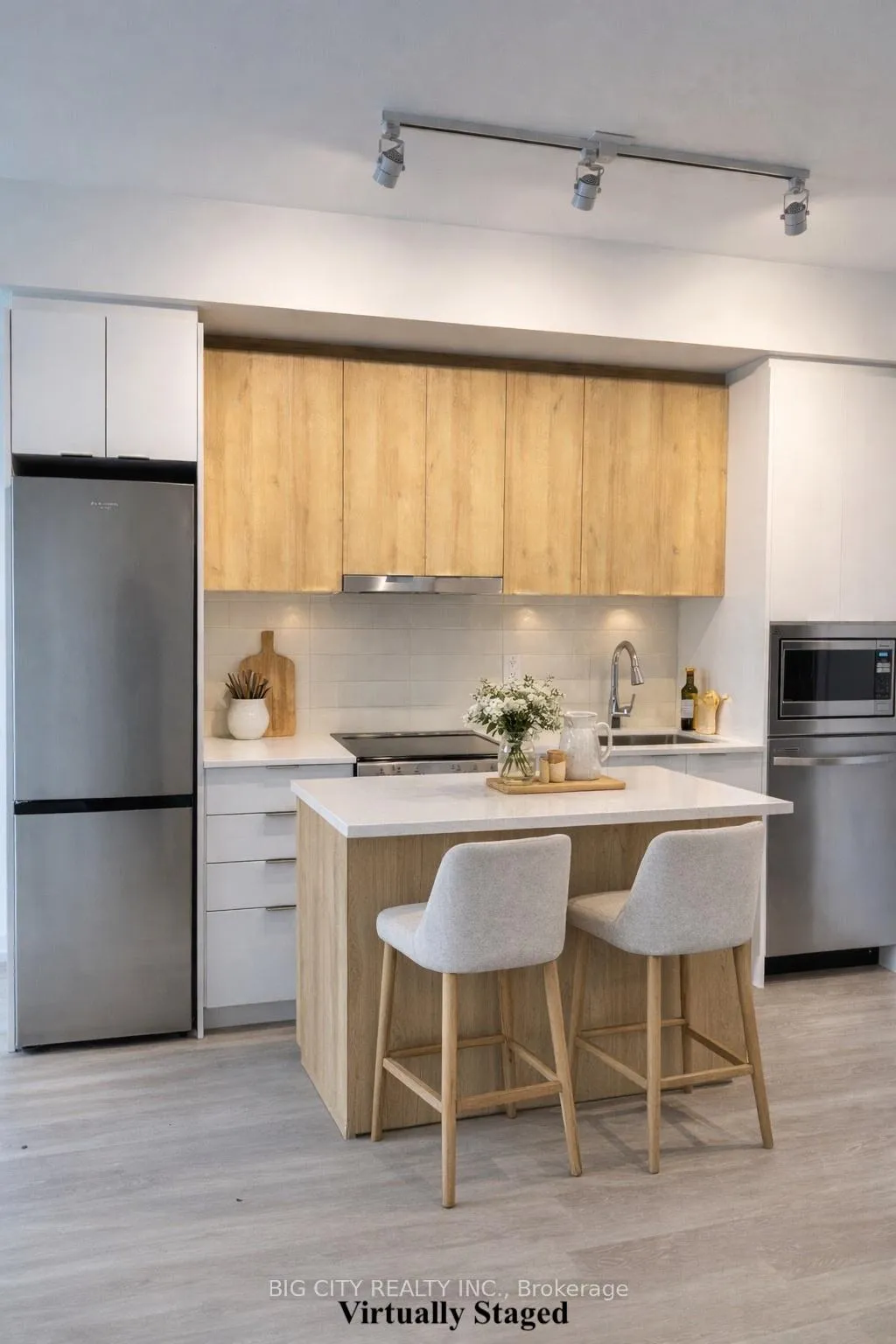Photo 4 of Unit 207, 9763 Markham Road, Markham, Greensborough — HOMEH