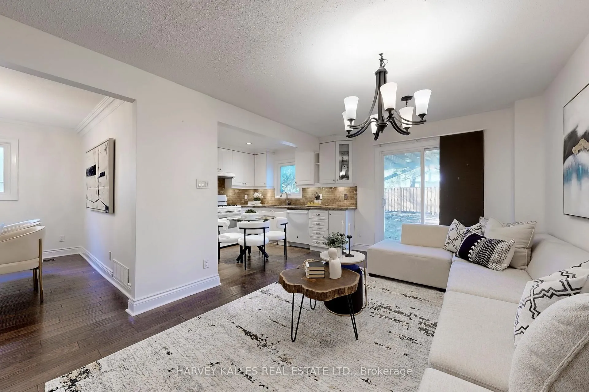 Photo 5 of 62 Dersingham Crescent, Markham, German Mills — HOMEH