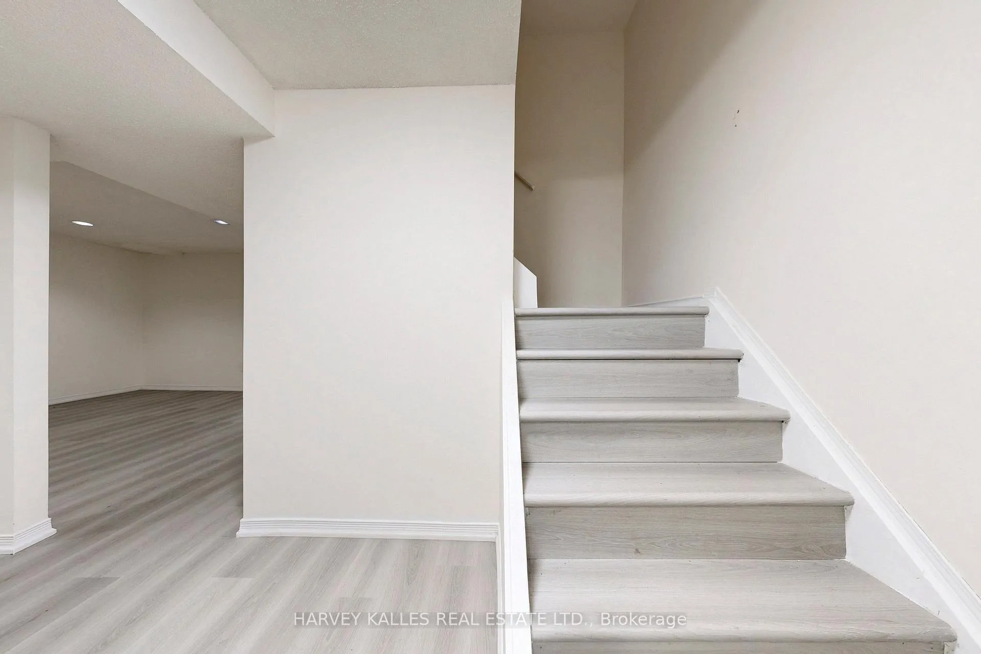 Photo 22 of 62 Dersingham Crescent, Markham, German Mills — HOMEH