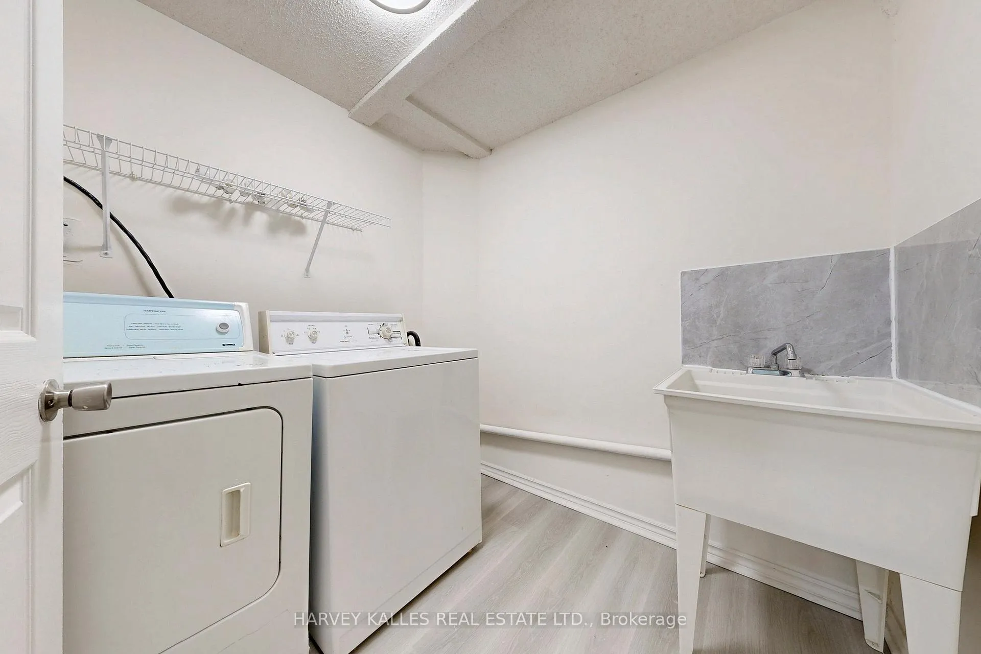 Photo 28 of 62 Dersingham Crescent, Markham, German Mills — HOMEH