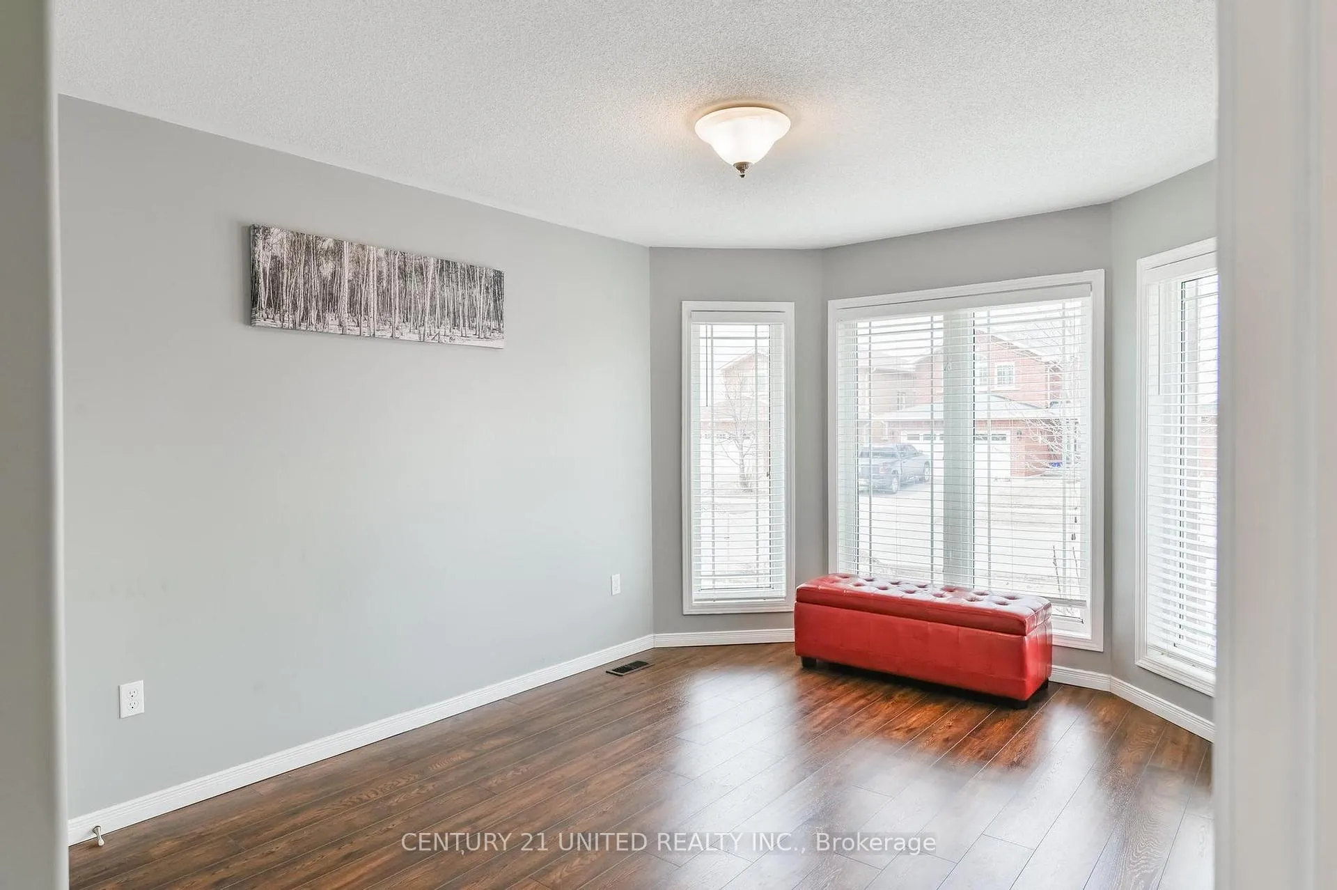 Photo 16 of 833 Bertrand Terrace, Peterborough, Monaghan Ward 2 — HOMEH