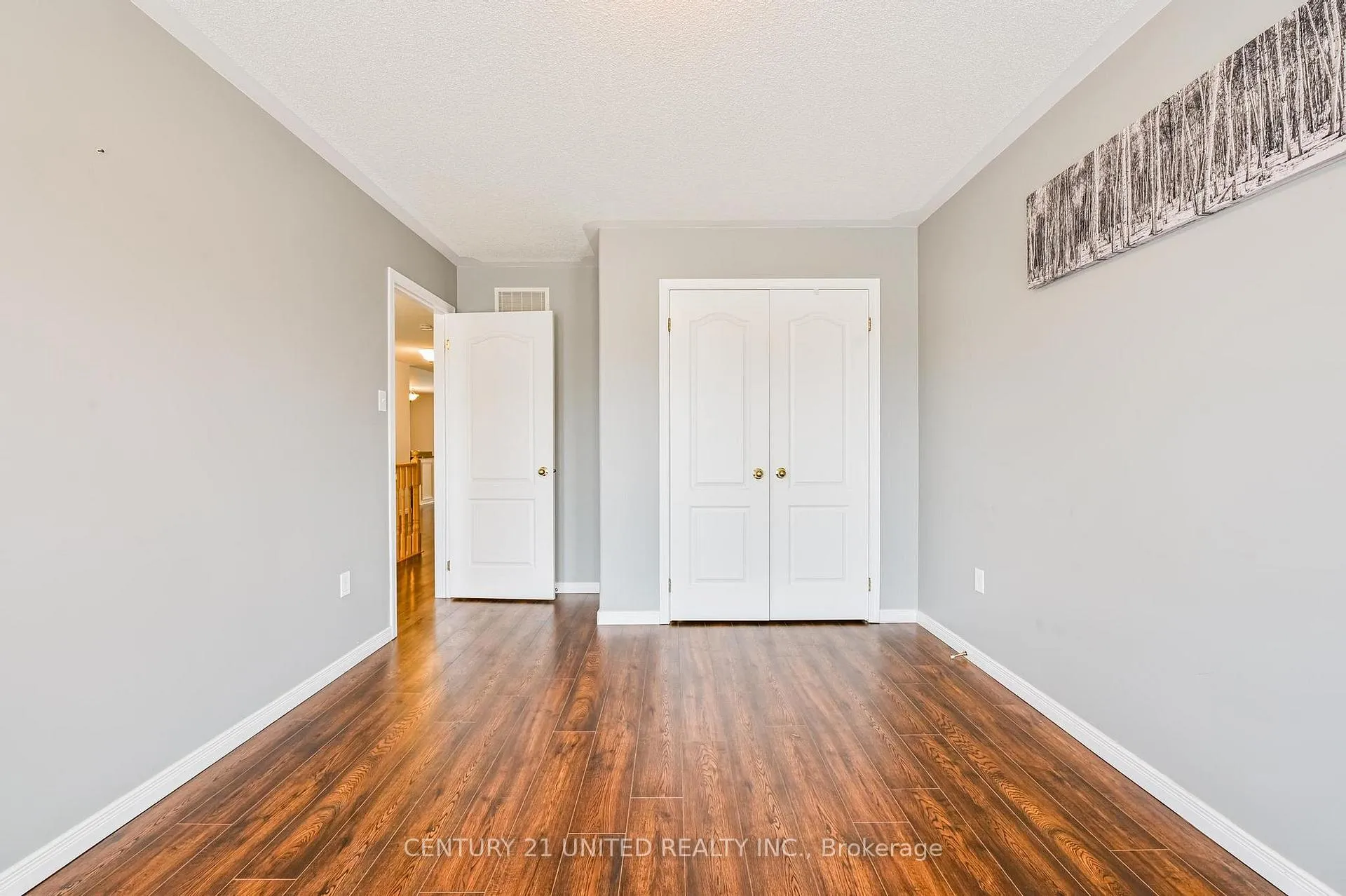 Photo 17 of 833 Bertrand Terrace, Peterborough, Monaghan Ward 2 — HOMEH