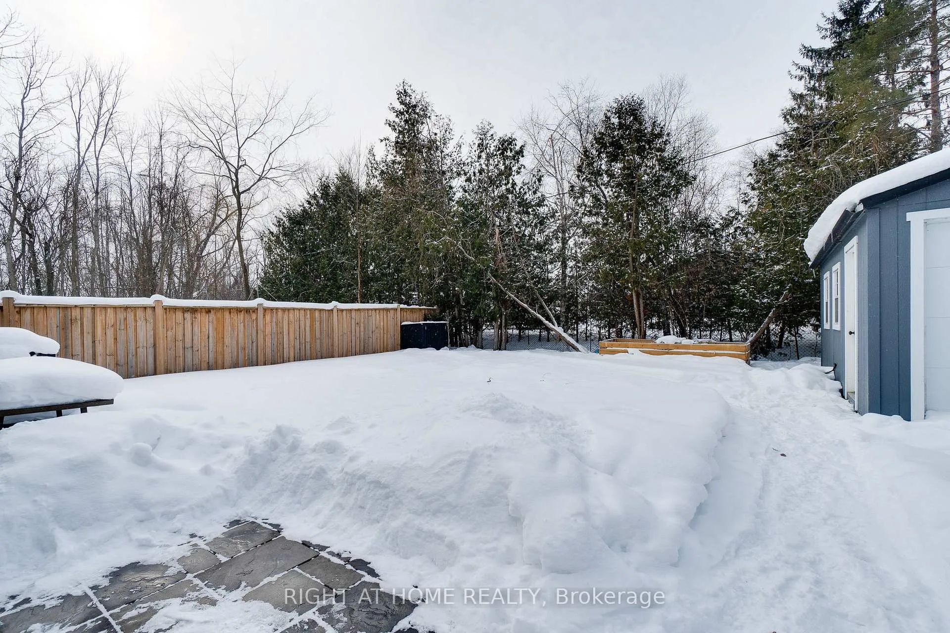 Photo 34 of 54 Blue Jay Boulevard, Georgina, Virginia — HOMEH