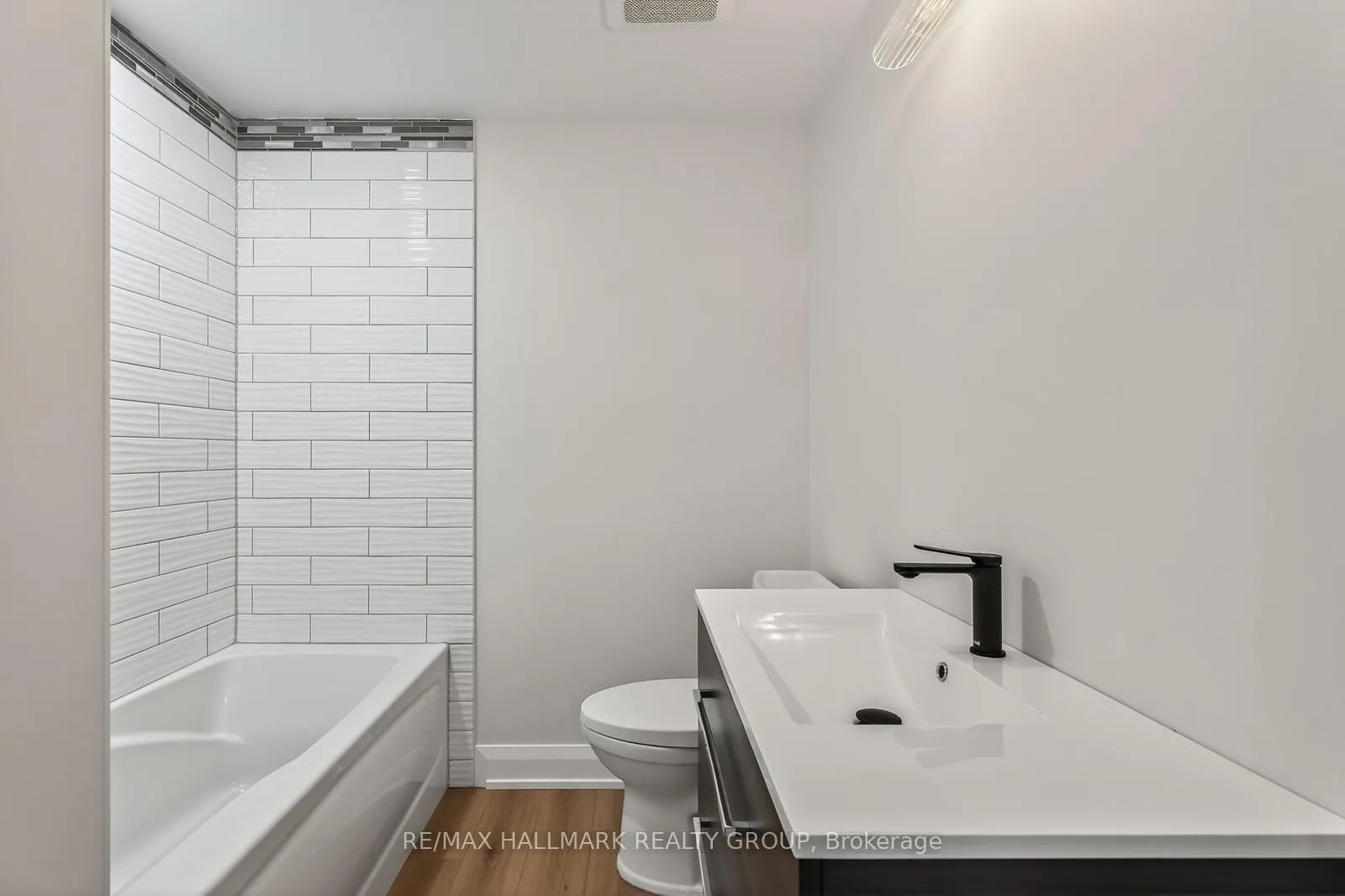 Photo 30 of 1625 Royal Orchard Drive, Ottawa, Cumberland Estates — HOMEH