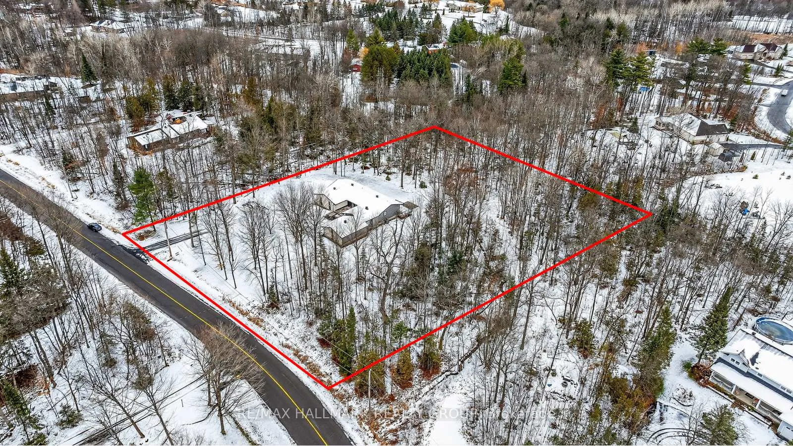 Photo 36 of 1625 Royal Orchard Drive, Ottawa, Cumberland Estates — HOMEH