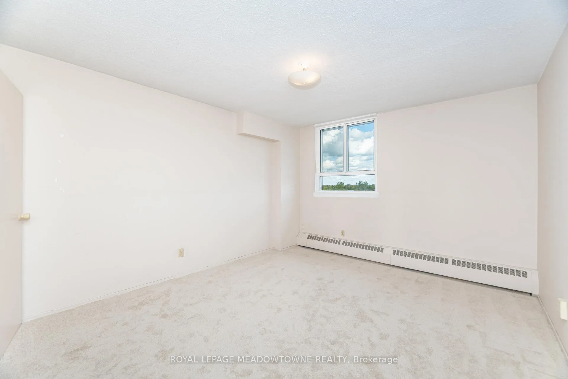 Photo 20 of Unit 804, 225 Harvard Place, Waterloo — HOMEH