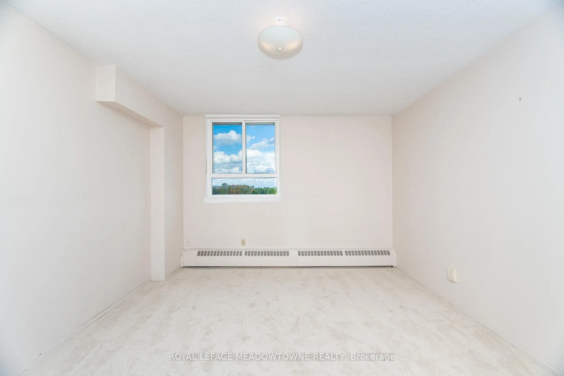 Photo 21 of Unit 804, 225 Harvard Place, Waterloo — HOMEH
