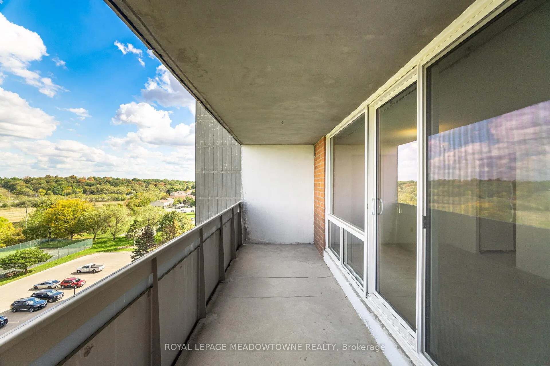Photo 31 of Unit 804, 225 Harvard Place, Waterloo — HOMEH