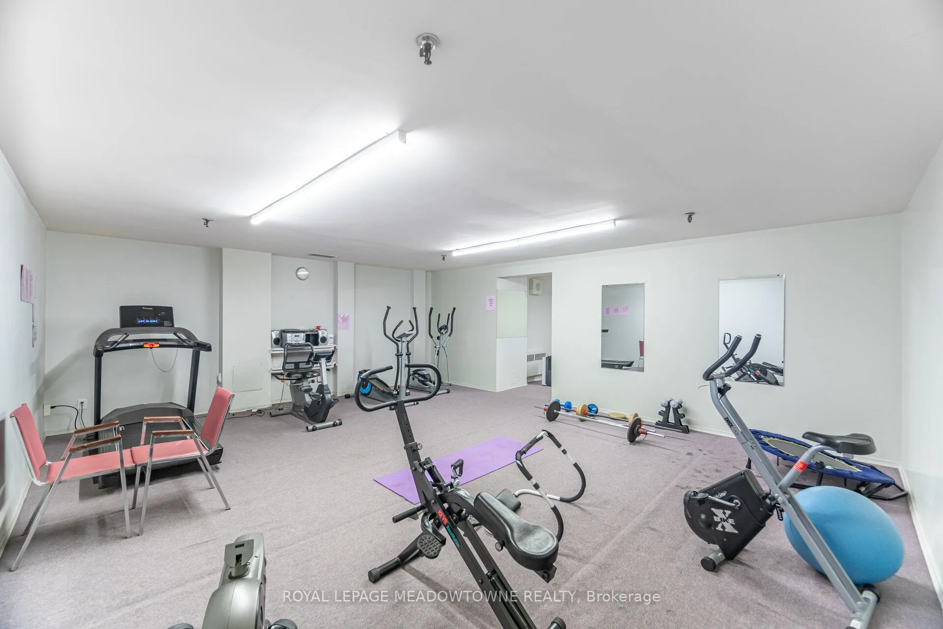 Photo 44 of Unit 804, 225 Harvard Place, Waterloo — HOMEH