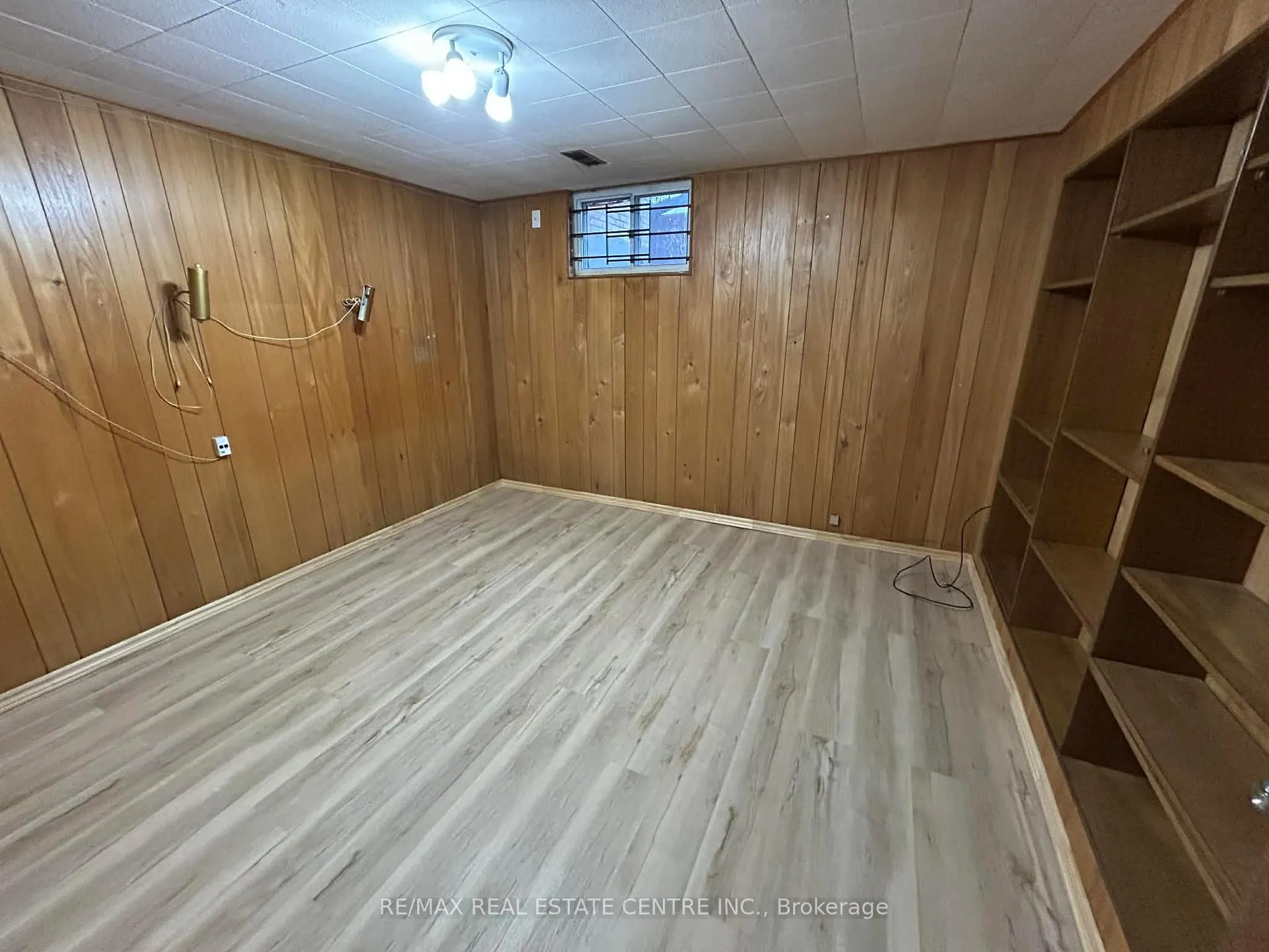 Photo 14 of 14 Cora Crescent, Scarborough, Bendale — HOMEH
