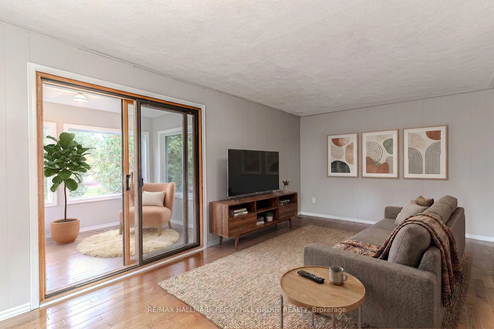 Photo 7 of 537 Huronia Road, Barrie, 400 East — HOMEH