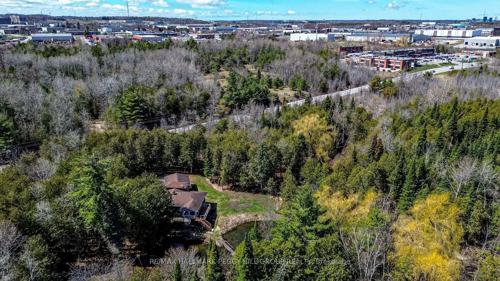Photo 27 of 537 Huronia Road, Barrie, 400 East — HOMEH