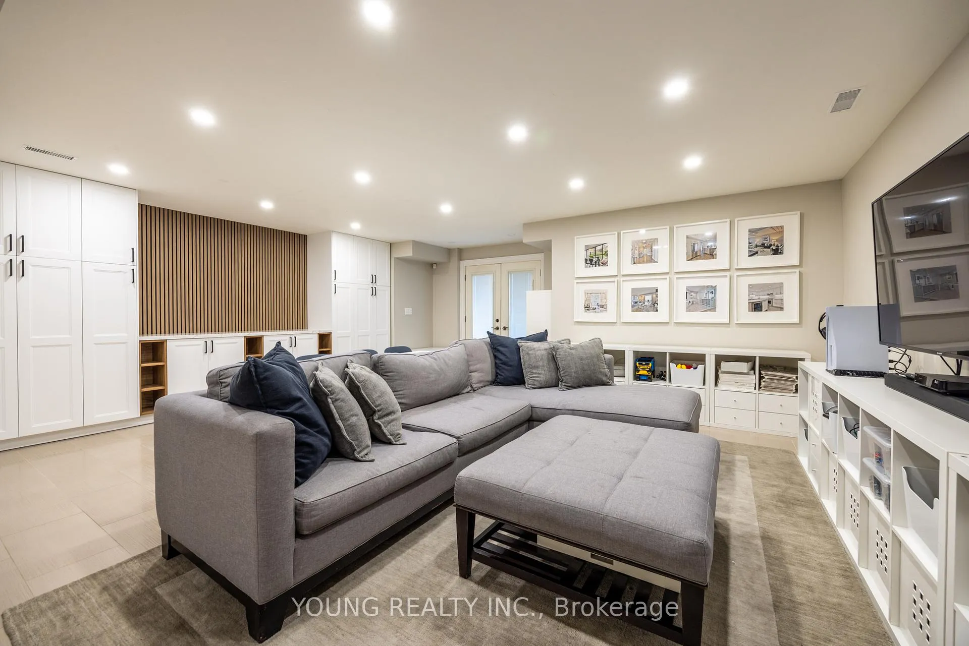 Photo 15 of 317 Sutherland Drive, Toronto, Leaside — HOMEH