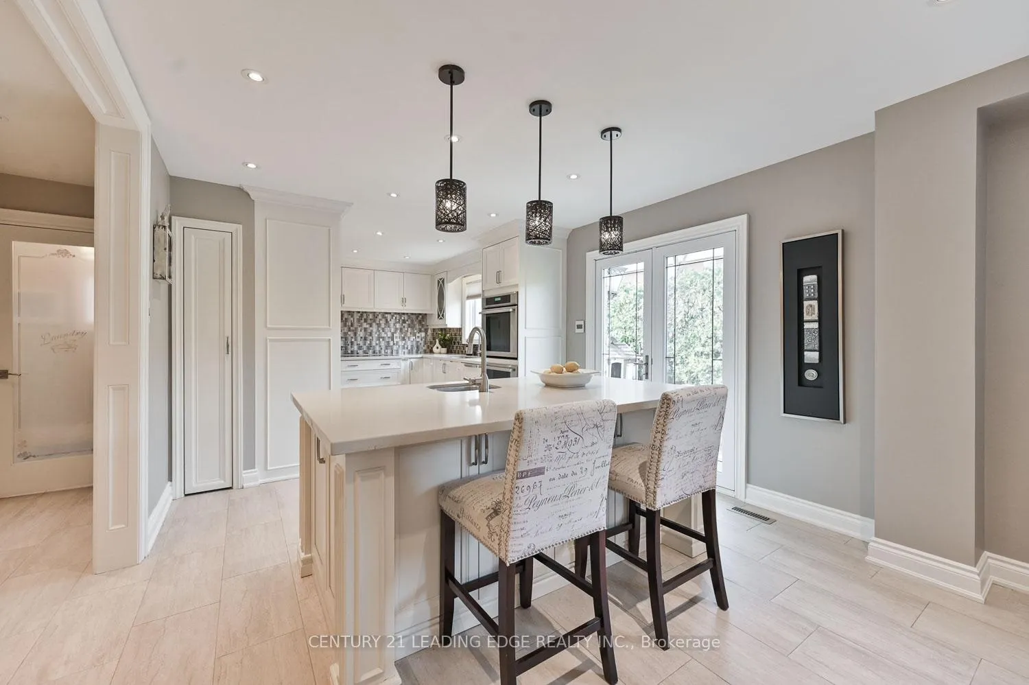 Photo 6 of 5 Sawyer Crescent, Markham, Markham Village — HOMEH