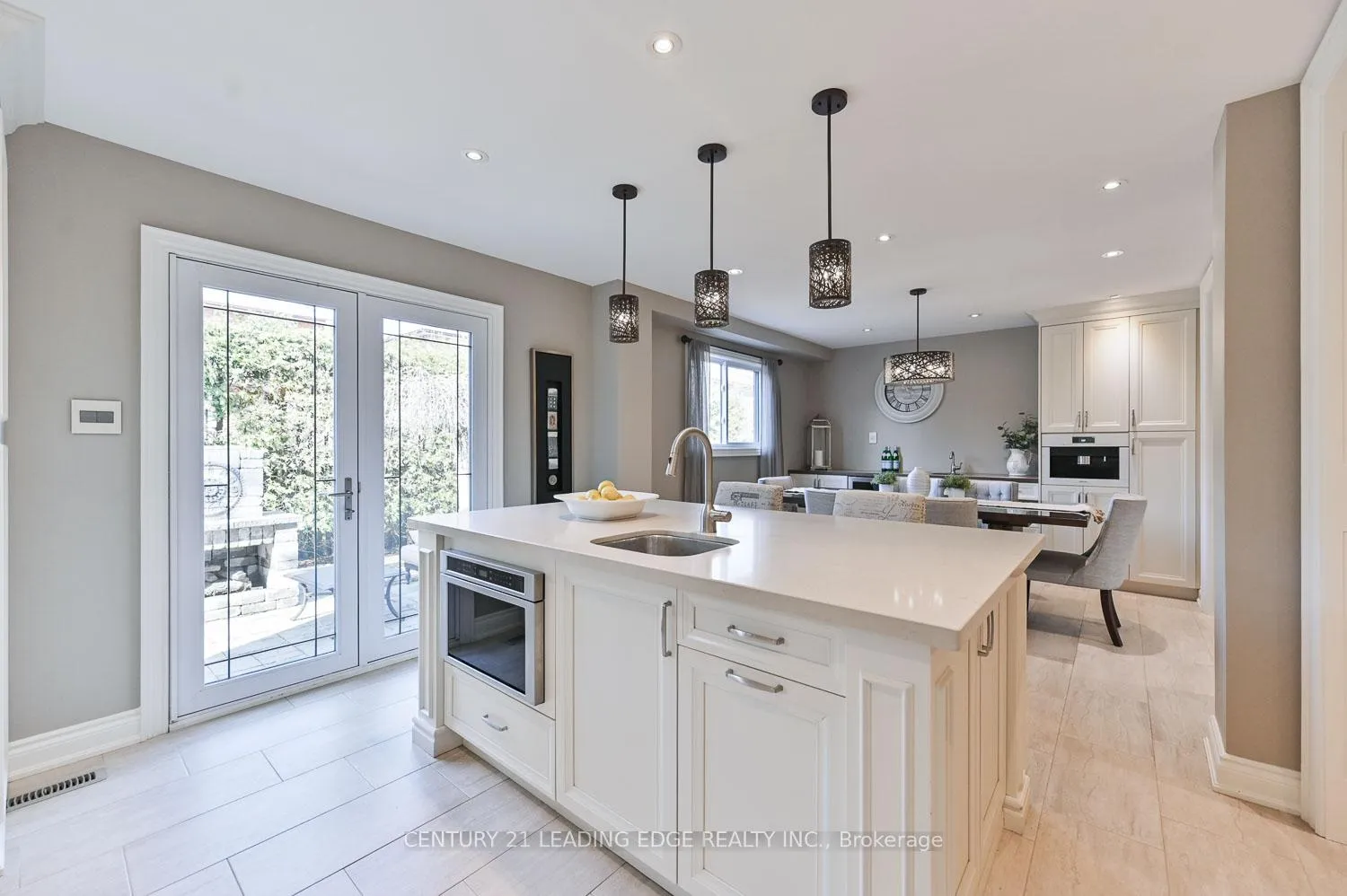 Photo 7 of 5 Sawyer Crescent, Markham, Markham Village — HOMEH