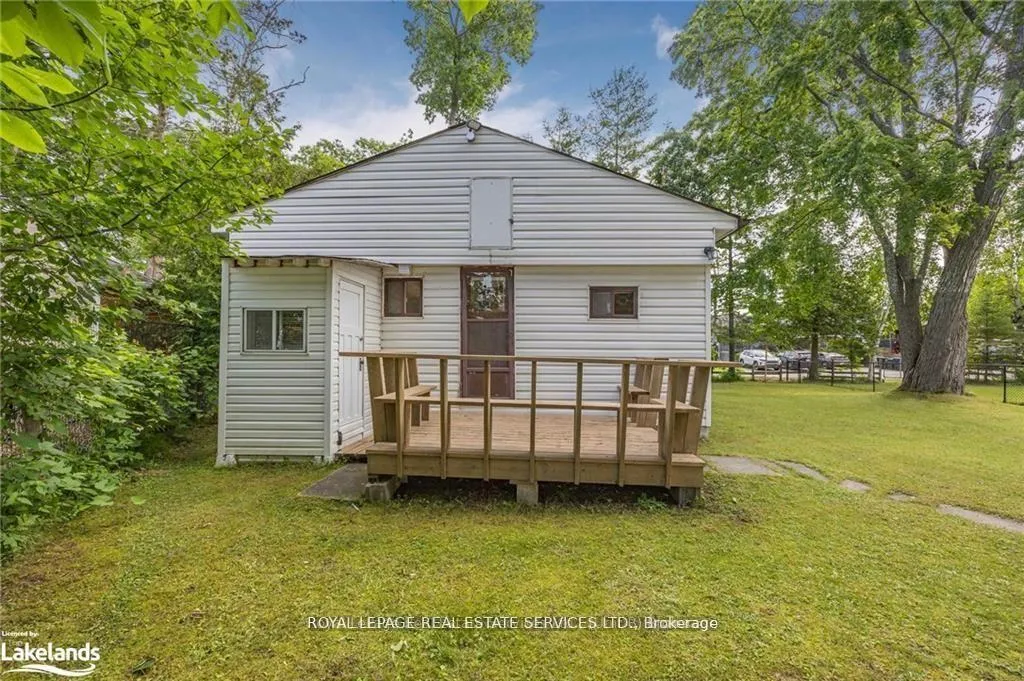 Photo 10 of 34 Nancy Street, Wasaga Beach — HOMEH