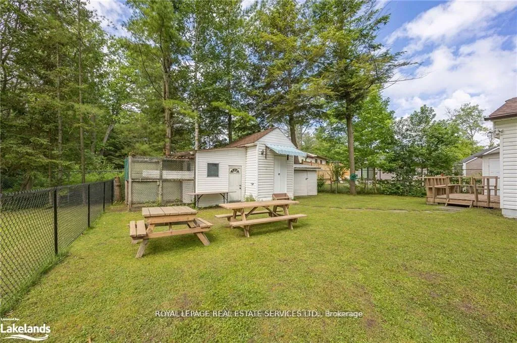 Photo 11 of 34 Nancy Street, Wasaga Beach — HOMEH