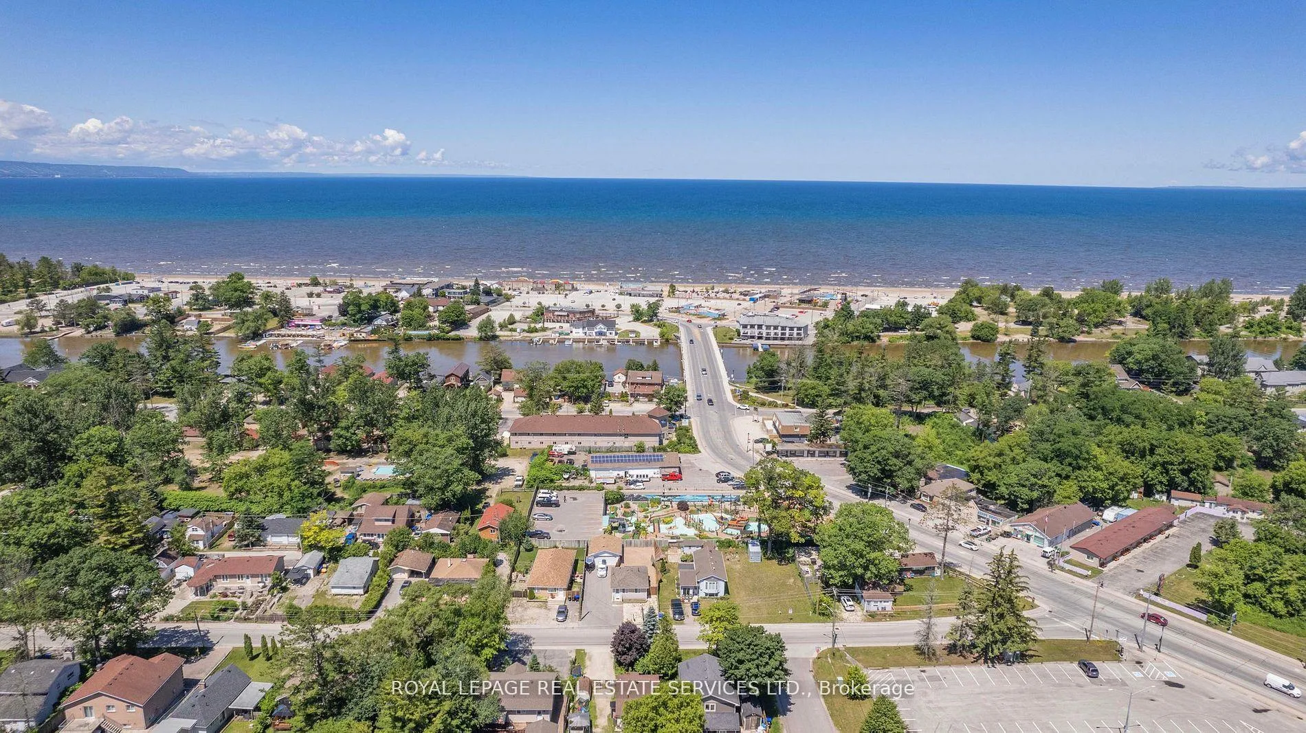Photo 14 of 34 Nancy Street, Wasaga Beach — HOMEH