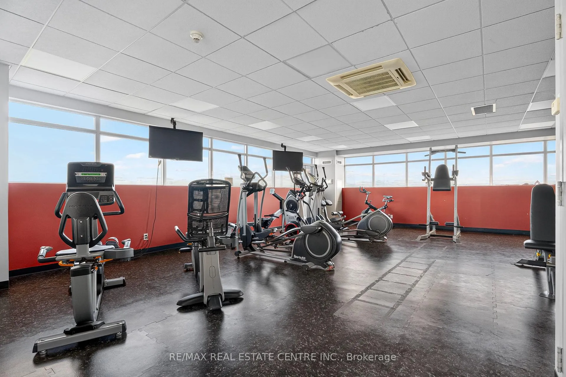 Photo 30 of Unit 601, 170 Water Street N, Cambridge, Downtown Cambridge — HOMEH