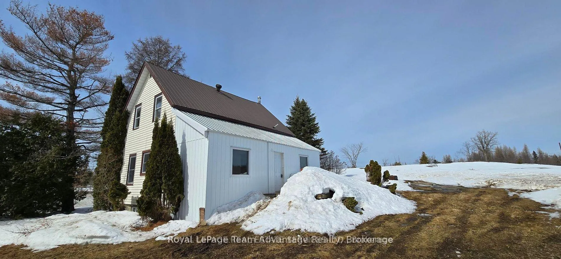 Photo 2 of 799 124 Highway, McKellar — HOMEH