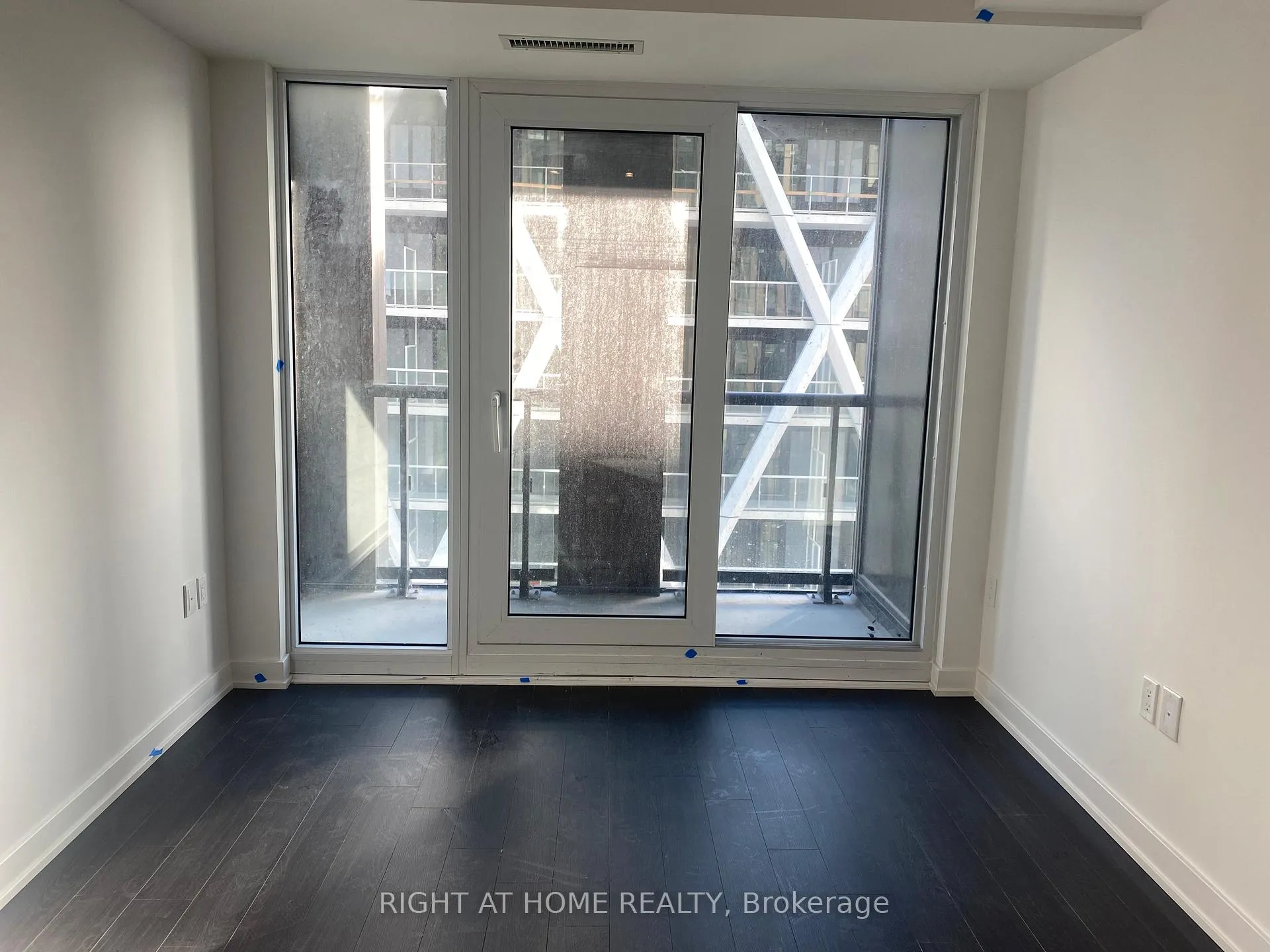 Photo 5 of Unit 3406, 238 Simcoe Street, Toronto, Kensington-Chinatown — HOMEH