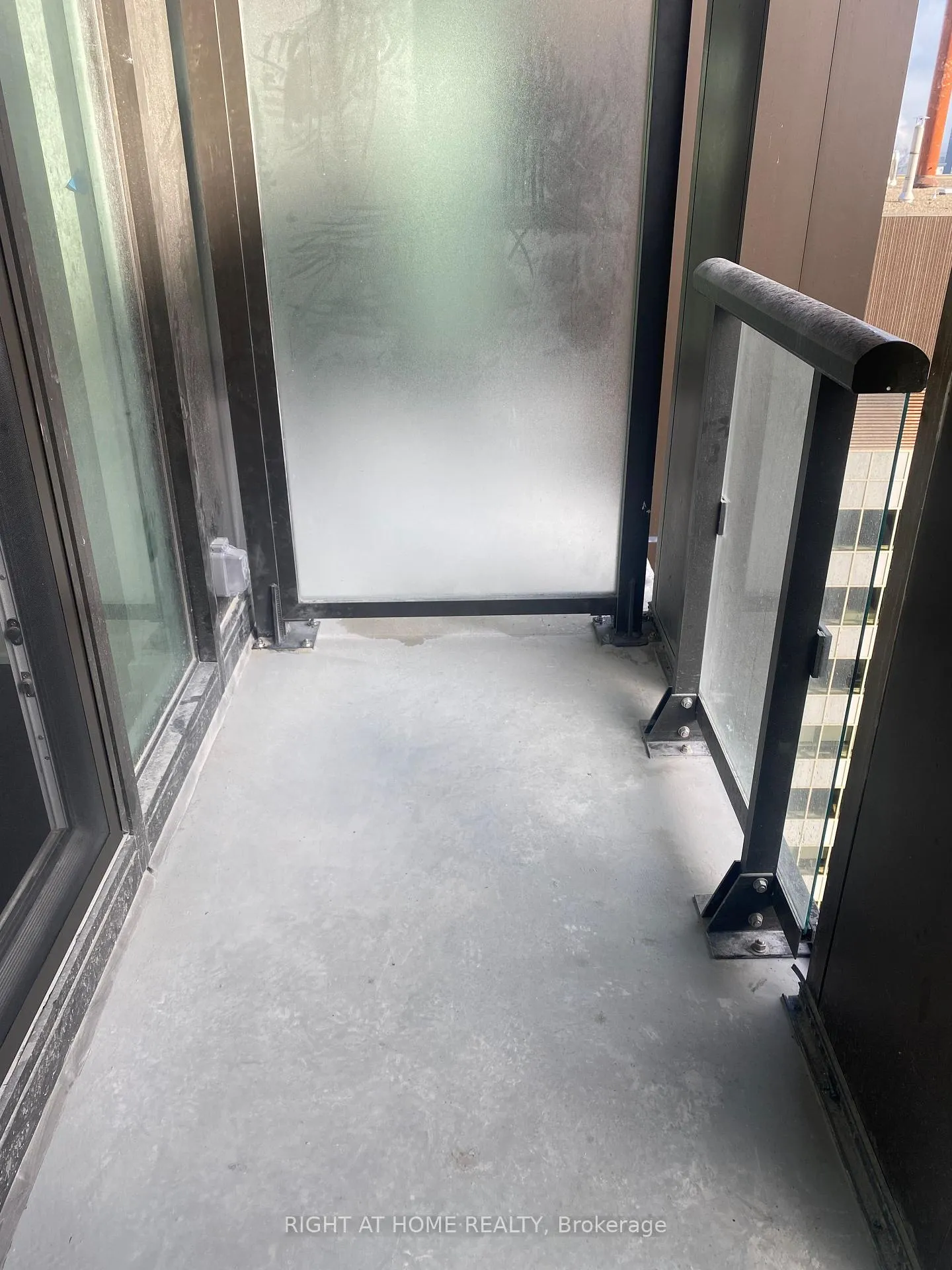 Photo 10 of Unit 3406, 238 Simcoe Street, Toronto, Kensington-Chinatown — HOMEH