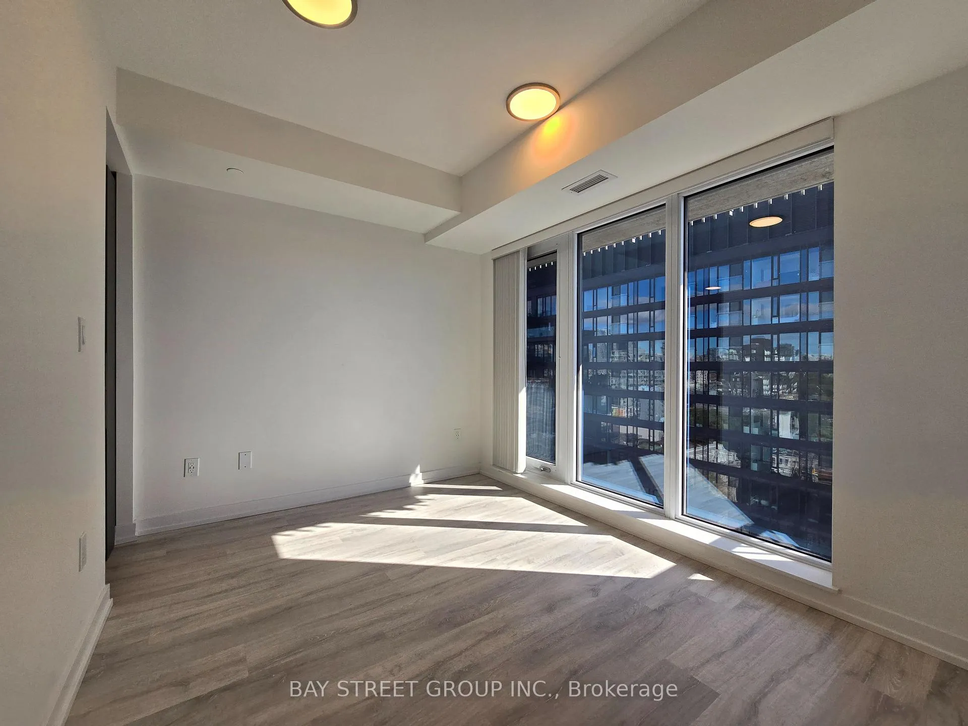 Photo 15 of Unit 1304, 2 Augusta Avenue, Toronto, Waterfront Communities — HOMEH