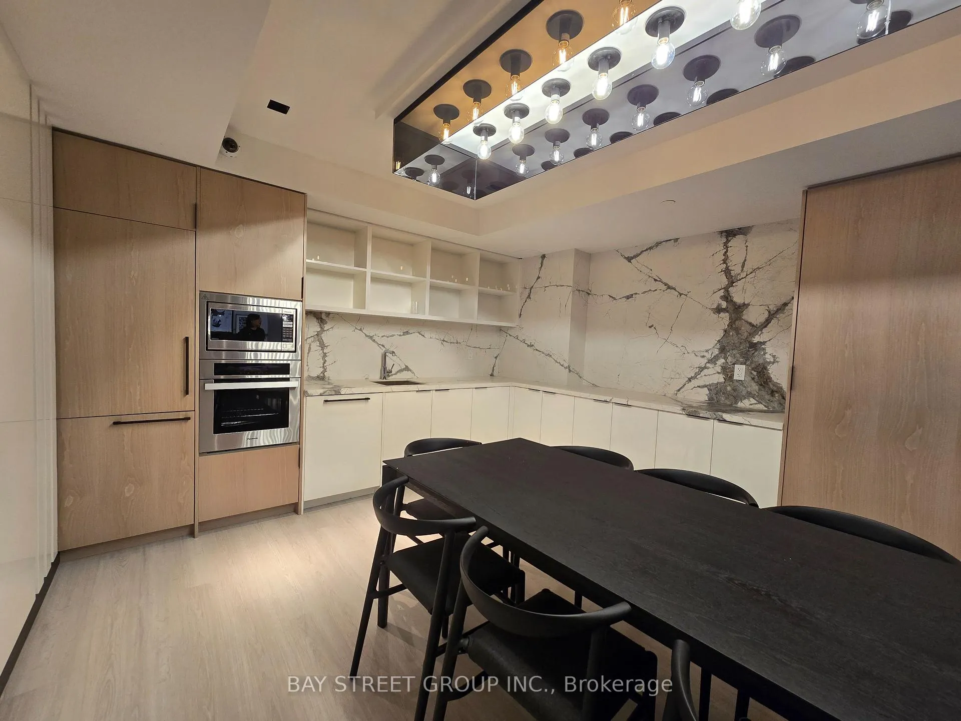 Photo 23 of Unit 1304, 2 Augusta Avenue, Toronto, Waterfront Communities — HOMEH