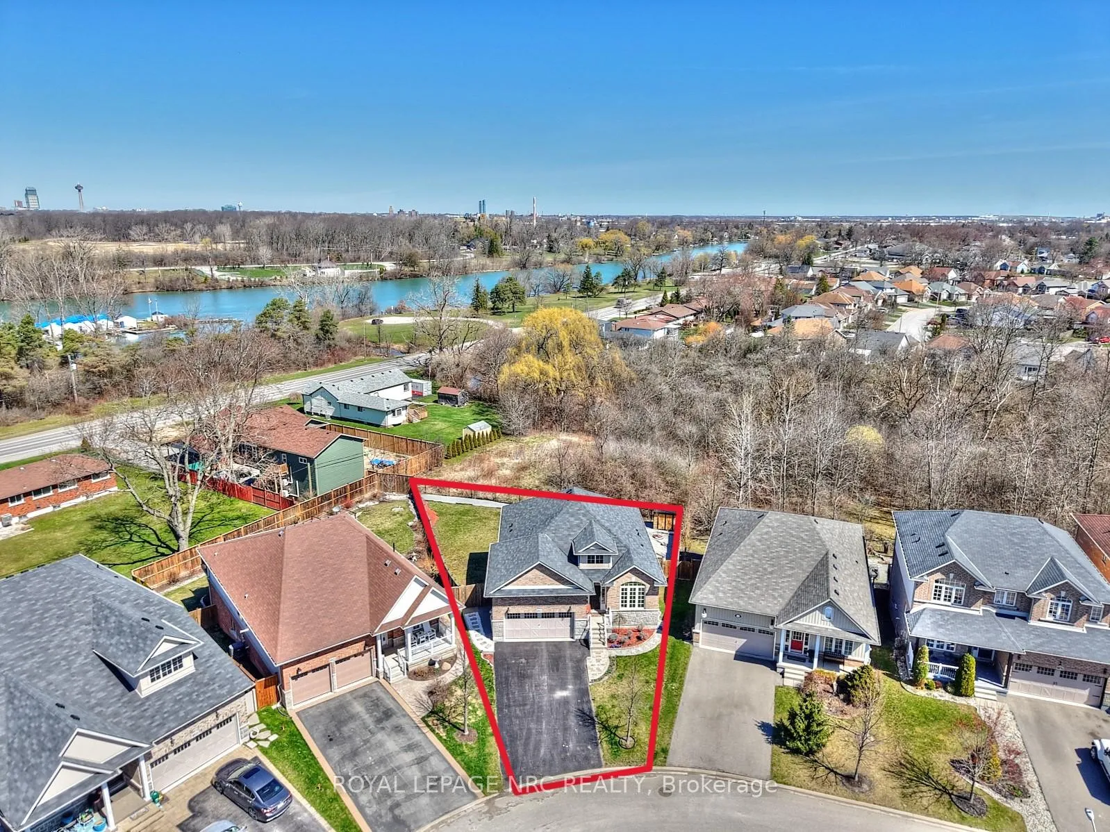 Photo 5 of 8913 Tallgrass Avenue, Niagara Falls, Lyons Creek — HOMEH