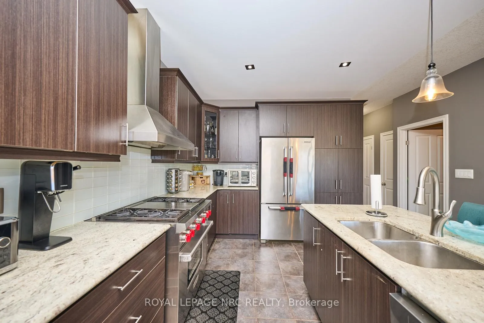 Photo 12 of 8913 Tallgrass Avenue, Niagara Falls, Lyons Creek — HOMEH