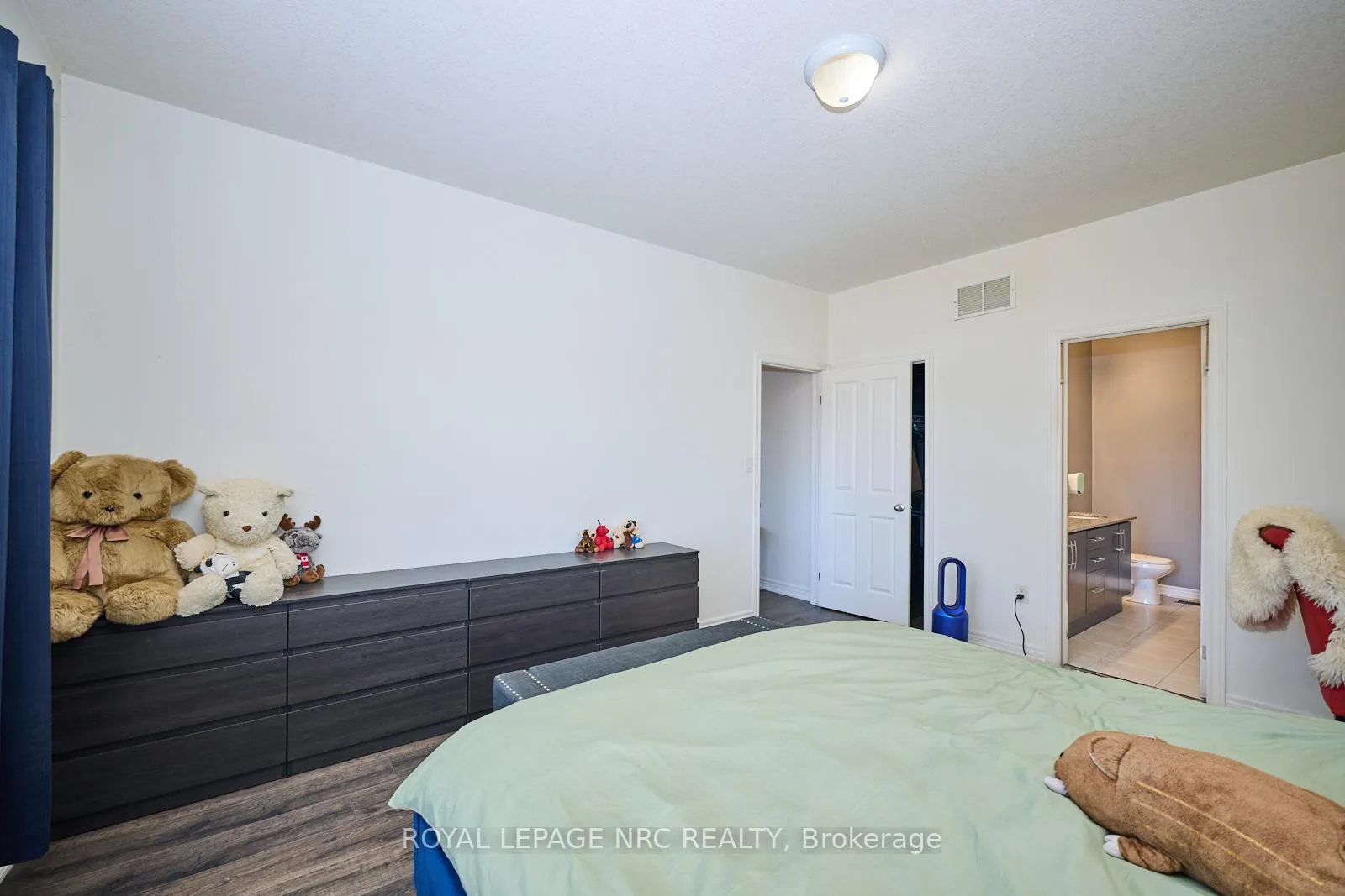 Photo 19 of 8913 Tallgrass Avenue, Niagara Falls, Lyons Creek — HOMEH