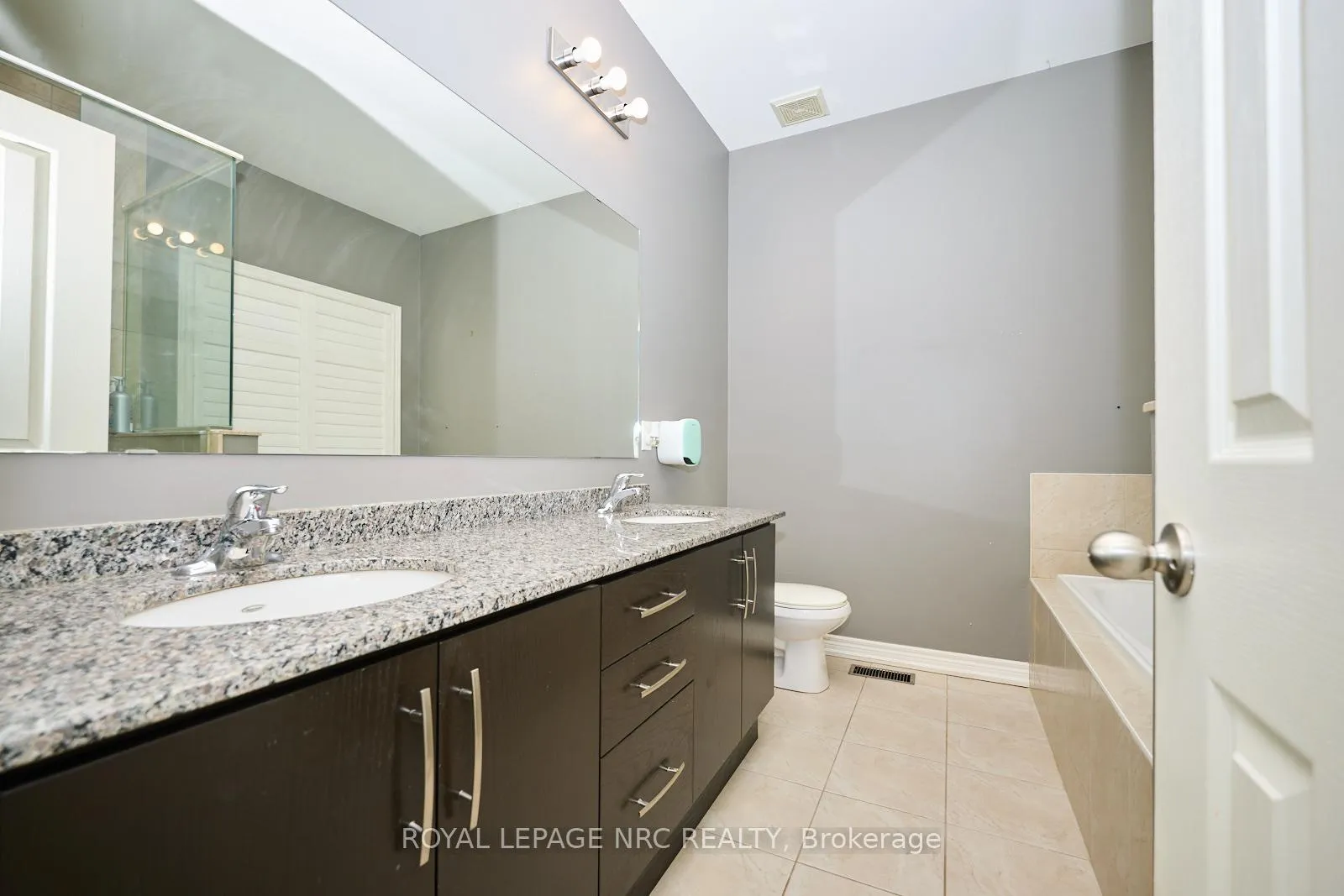 Photo 20 of 8913 Tallgrass Avenue, Niagara Falls, Lyons Creek — HOMEH