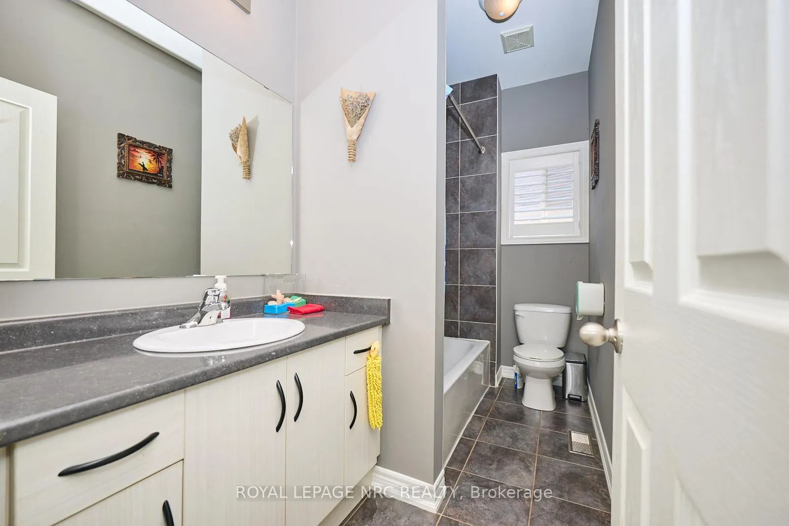 Photo 24 of 8913 Tallgrass Avenue, Niagara Falls, Lyons Creek — HOMEH