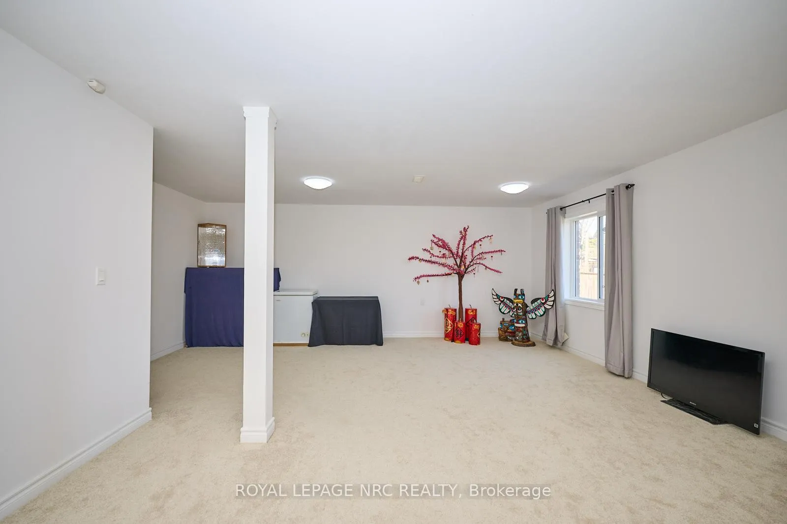 Photo 27 of 8913 Tallgrass Avenue, Niagara Falls, Lyons Creek — HOMEH