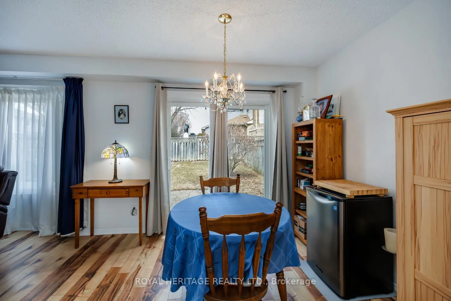 Photo 7 of 830 Castlegrove Avenue, Oshawa, McLaughlin — HOMEH