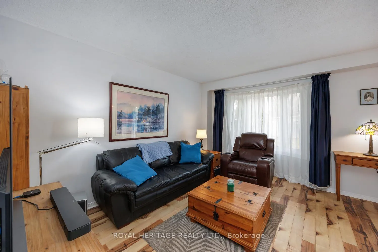 Photo 16 of 830 Castlegrove Avenue, Oshawa, McLaughlin — HOMEH