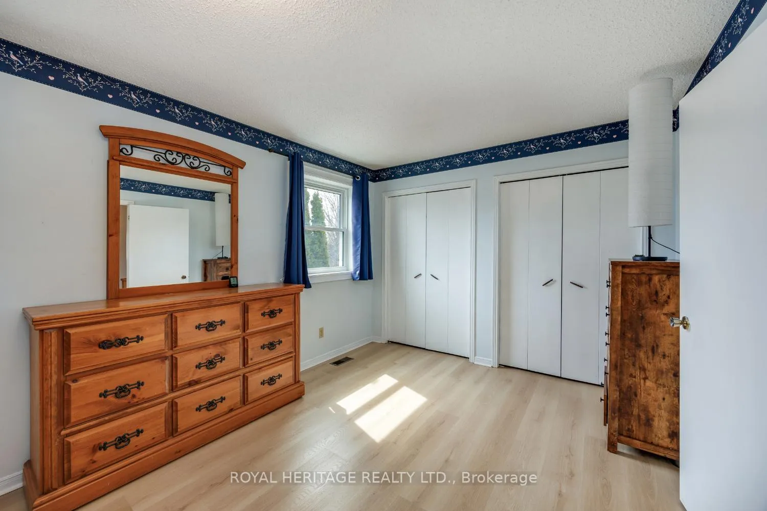 Photo 19 of 830 Castlegrove Avenue, Oshawa, McLaughlin — HOMEH