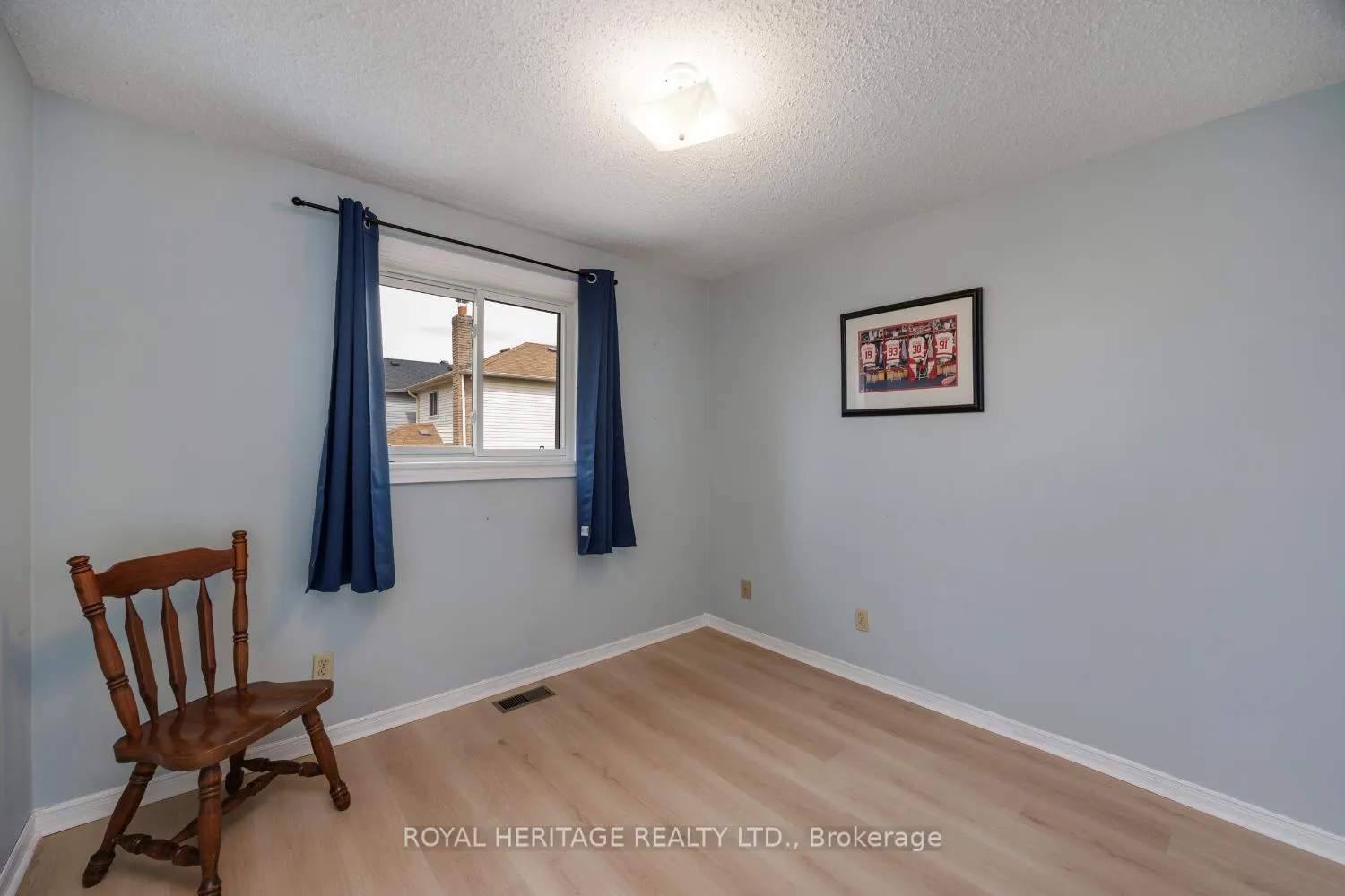 Photo 22 of 830 Castlegrove Avenue, Oshawa, McLaughlin — HOMEH