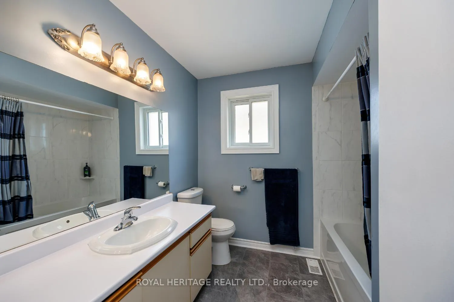 Photo 24 of 830 Castlegrove Avenue, Oshawa, McLaughlin — HOMEH
