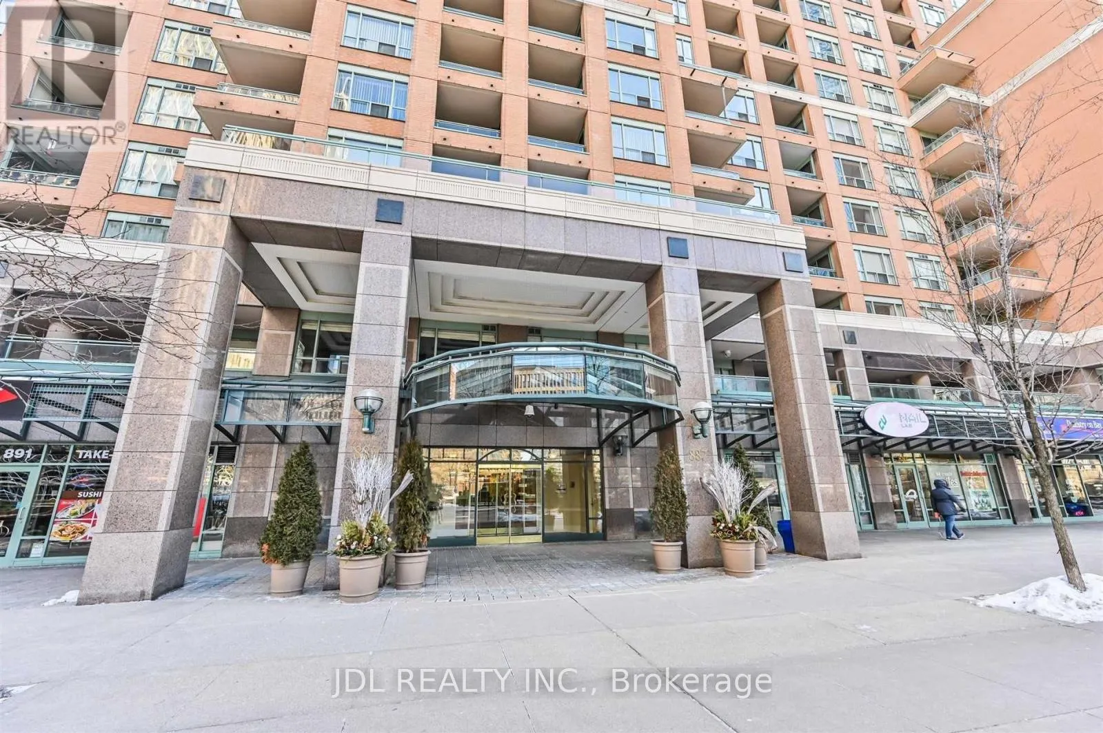 Front of Unit 1610, 887 Bay Street