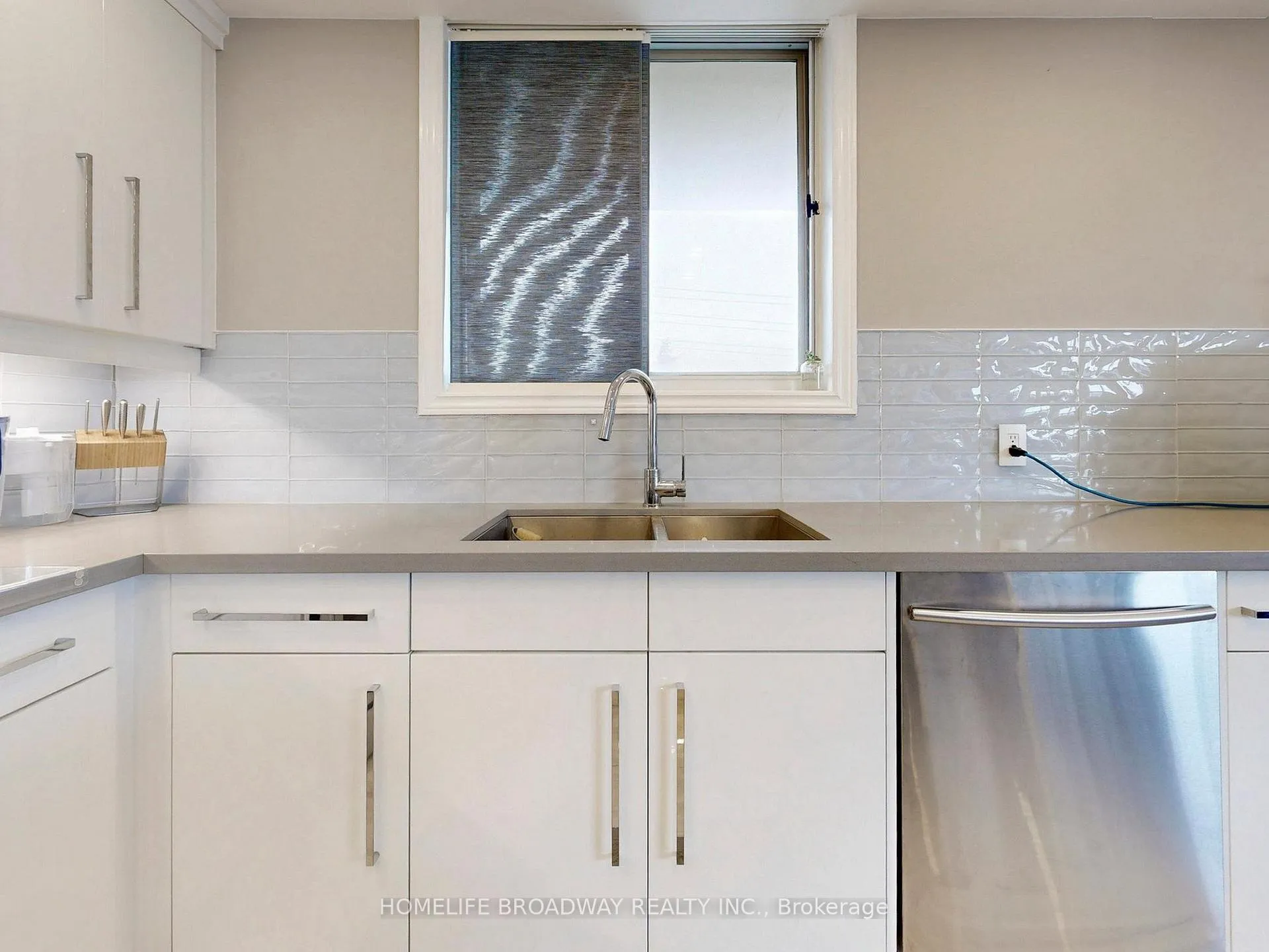 Photo 17 of Unit 504, 7451 Yonge Street, Markham, Thornhill — HOMEH