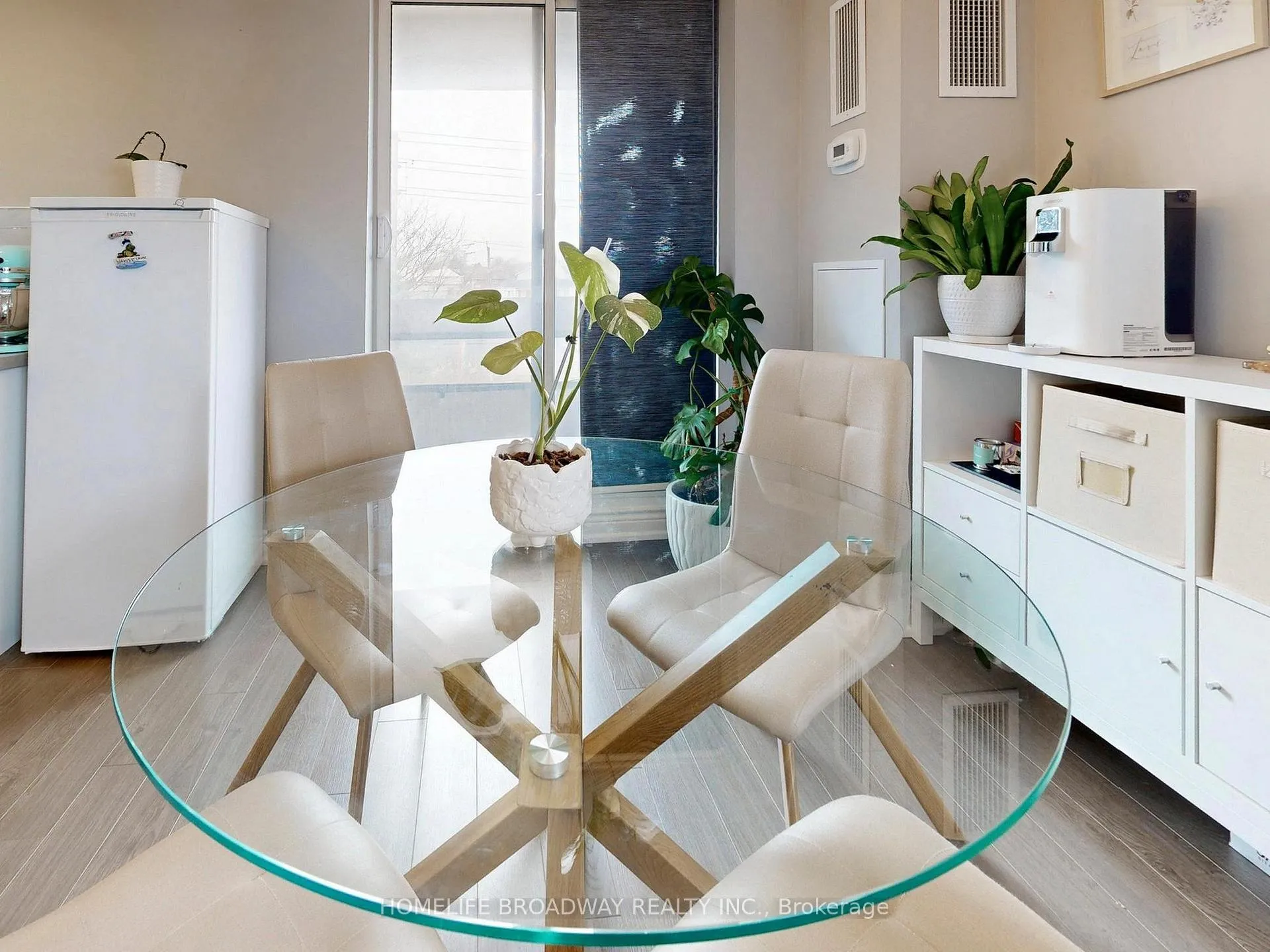 Photo 21 of Unit 504, 7451 Yonge Street, Markham, Thornhill — HOMEH