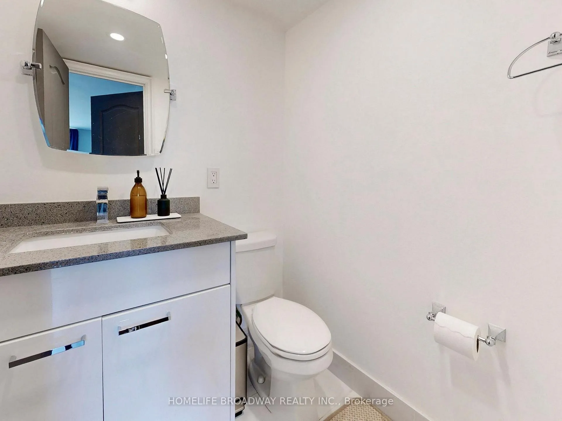 Photo 26 of Unit 504, 7451 Yonge Street, Markham, Thornhill — HOMEH