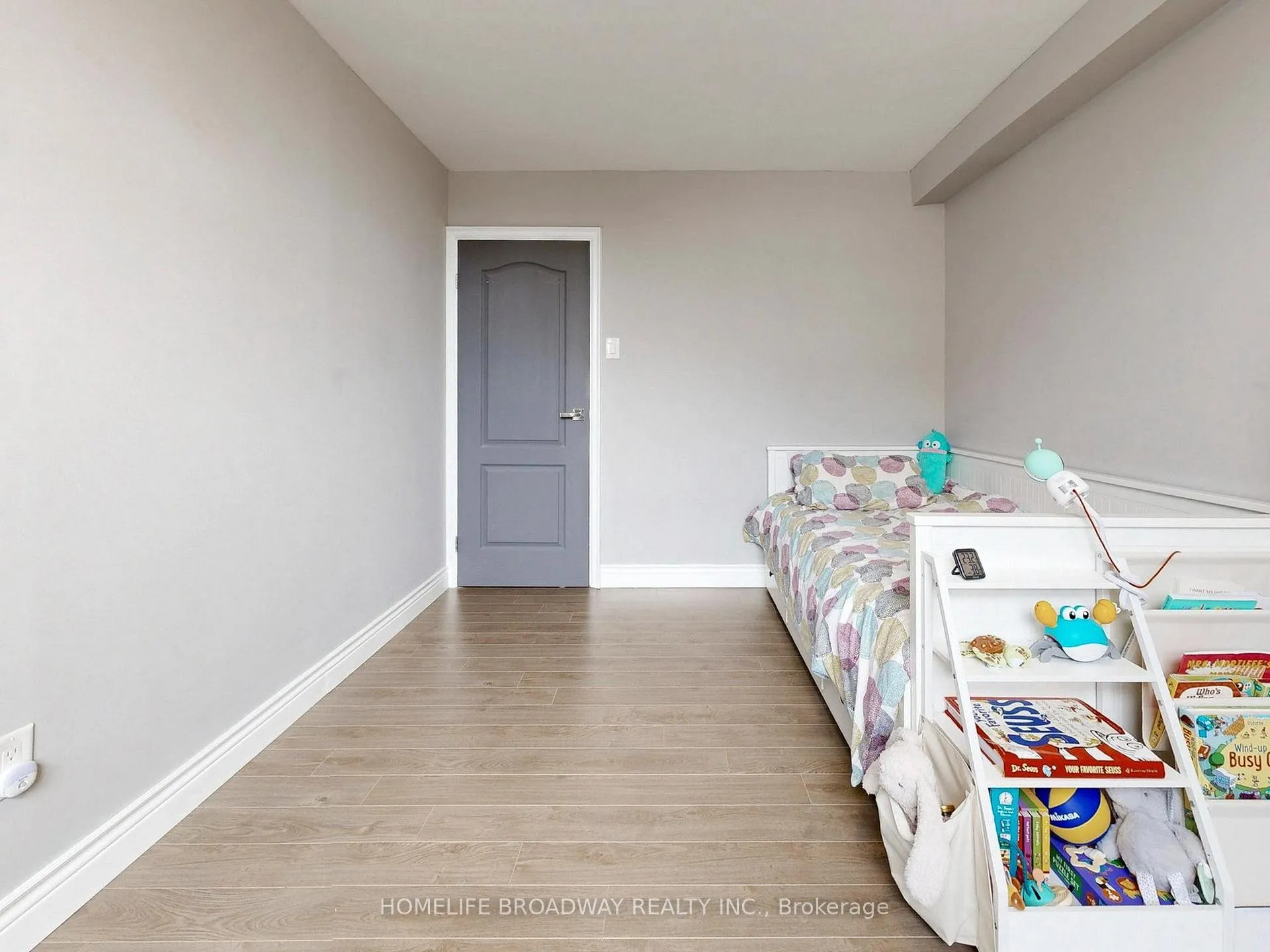 Photo 27 of Unit 504, 7451 Yonge Street, Markham, Thornhill — HOMEH