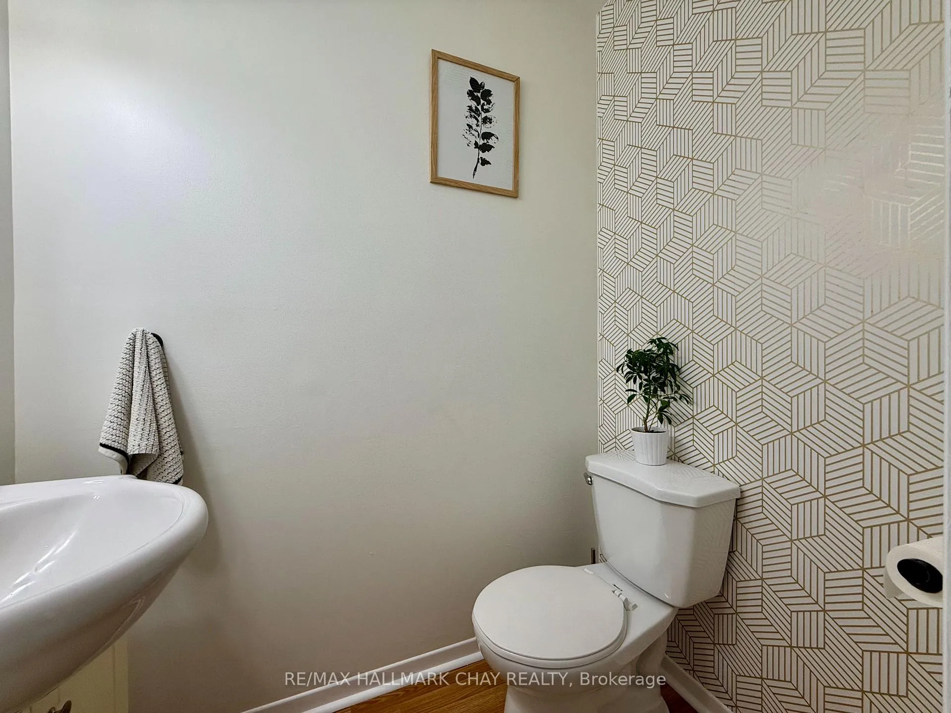 Photo 9 of 60 Osborn Street, Essa, Angus — HOMEH