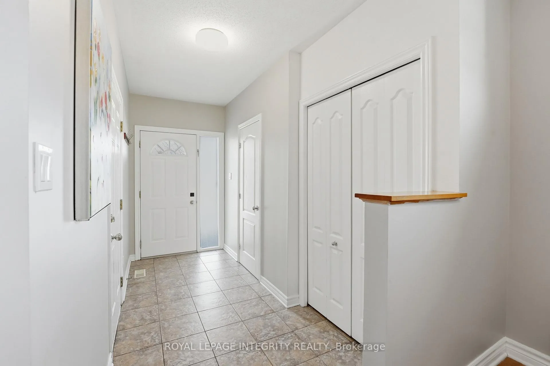 Photo 3 of 260 Deerfox Drive, Ottawa, Barrhaven - Longfields — HOMEH